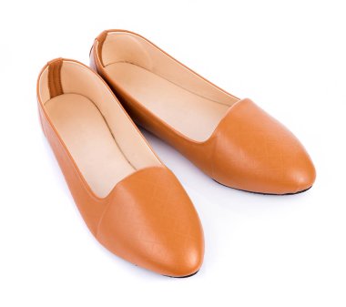 Deri ayakkabılar beyaz arkaplanda izole