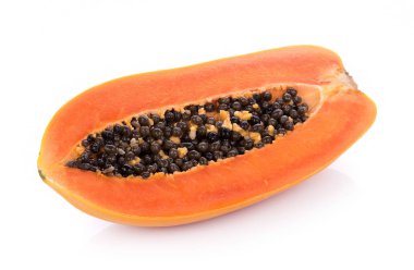 Papaya beyaz arka planda izole edilmiş