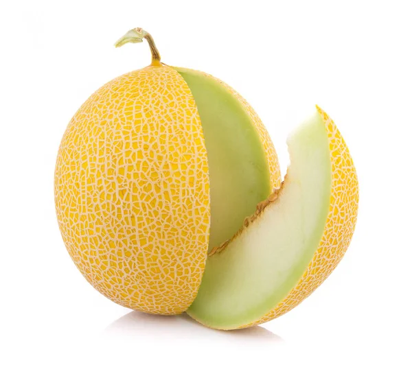 Gouden cantaloupe meloen geïsoleerd op witte achtergrond — Stockfoto