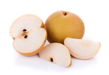 Beyaz arka plan üzerinde tatlı armut