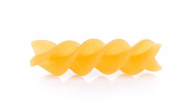 makarna beyaz arkaplanda izole