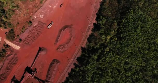 Luftaufnahmen Industriebrache Große Rote Mine Eisenerzbergwerk — Stockvideo