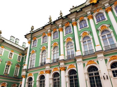 Saint Petersburg, Rusya - 4 Ağustos 2018: Kış Sarayı. Devlet Hermitage Müzesi