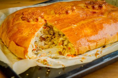 Pasta pilav ve tavuk ile