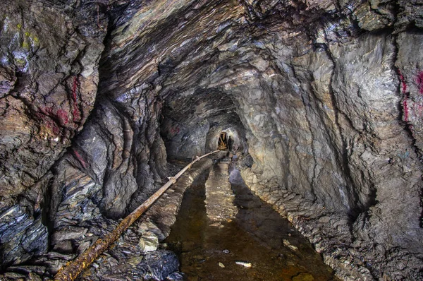 Old gold mine — Stock Photo, Image