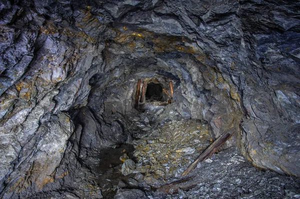 Old gold mine — Stock Photo, Image