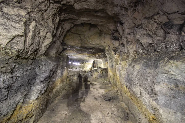 Terk edilmiş eski maden — Stok fotoğraf