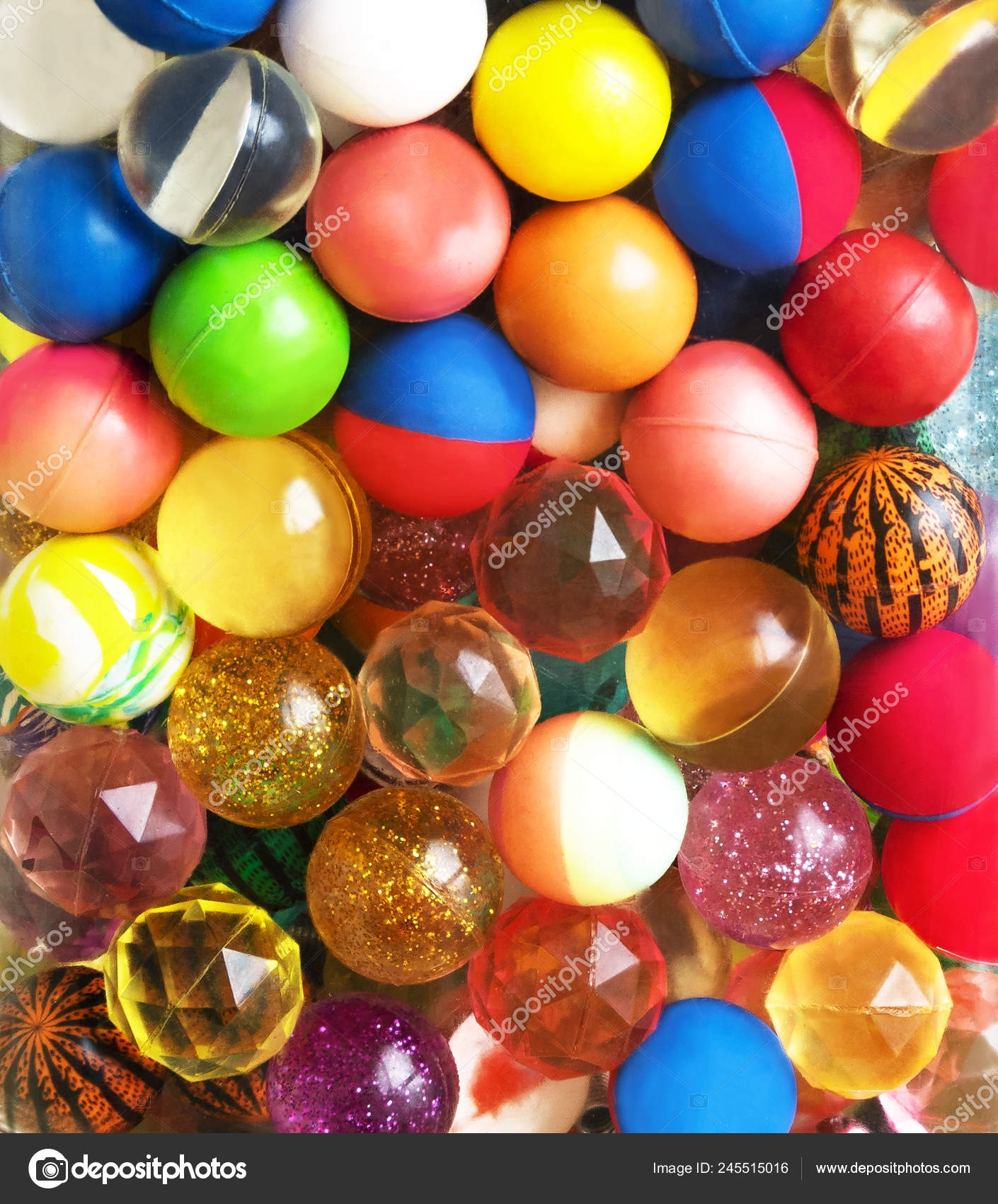 plastic bouncy balls