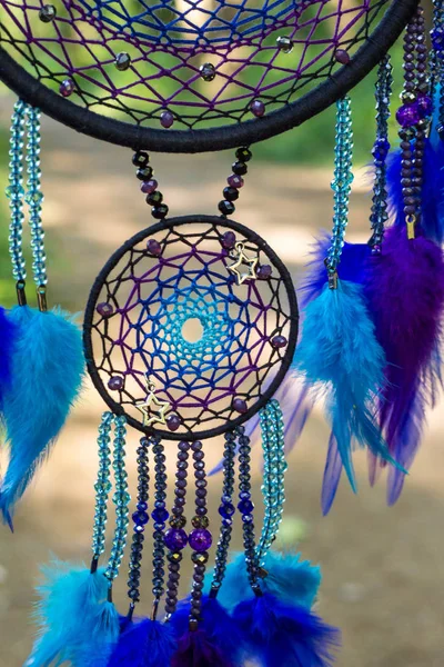 Apanhador Sonhos Com Fios Penas Pérolas Corda Pendurada Dreamcatcher Artesanal — Fotografia de Stock