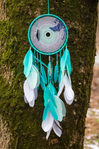 Apanhador Sonhos Com Fios Penas Pérolas Corda Pendurada Dreamcatcher Artesanal — Fotografia de Stock