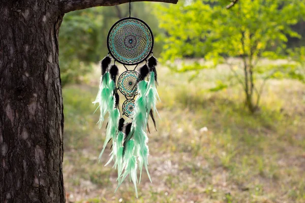 Attrape Rêves Avec Des Fils Plumes Des Perles Corde Suspendue — Photo