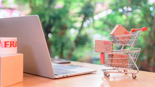 Online Winkelen Levering Aan Huis Concept Sluit Jezelf Zet Jezelf — Stockfoto