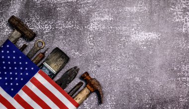 İşçi bayramı geçmişi ve federal tatil. Amerika ve ABD 'de bağımsızlık ve anma günü. Metin için kopyalama alanı olan mühendis ve işçi araçları.