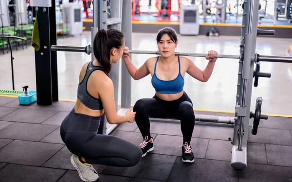 Asiatisk Kvinna Motion Och Livsstil Gym Sportig Kvinna Träning Med — Stockfoto
