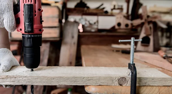 Hombre Estilo Vida Diario Casa Madera Bricolaje Vintage Pajarera Madera —  Fotos de Stock