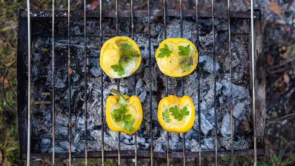 Ägg Bolgarian Peppar Grillad Kolen Grillen — Stockfoto