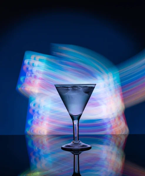 Martini Glass Bakgrunn Neonlys – stockfoto