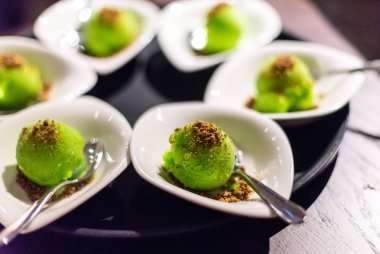 Tarçınlı vanilyalı dondurma