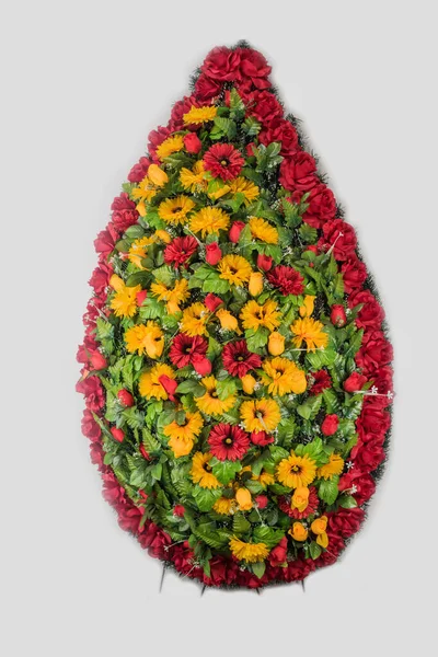 Барвистий Квітковий Вінок Могили — стокове фото