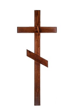 Mezar için geleneksel tahta haç. İzole edilmiş