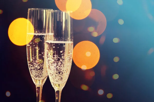 Neujahr Champagnergläser Hintergrund — Stockfoto