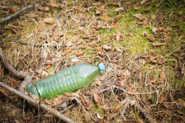 Nehir plastik kirliliği, plastik atık su