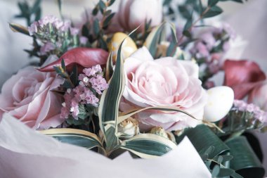 Paskalya rustik çiçek buketi