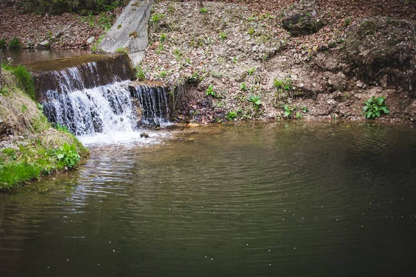 Verão Refrescante Montanha Cachoeira Fundo — Fotografia de Stock