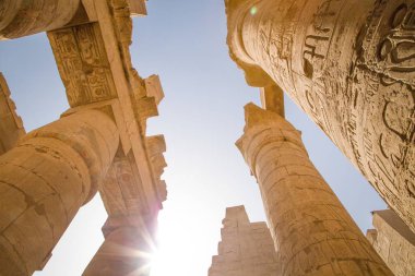 Mısır 'ın Theba kentindeki Karnak Tapınağı Kompleksi