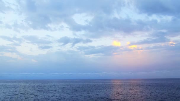 นหล งชายฝ งคล นทะเลฤด — วีดีโอสต็อก