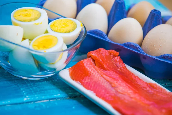 基托饮食鸡蛋和鱼 低碳水化合物食品 — 图库照片