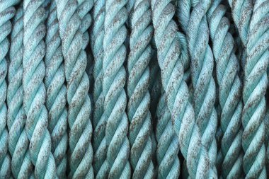 Haddelenmiş turkuaz gemi halat örgülü