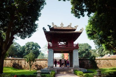 Hanoi, Vietnam - 8 Nisan 2018: Khue Van Cac, edebiyat Tapınağı. Van Mieu sembolü Hanoi ve bu Vietnam ilk Üniversitesi.