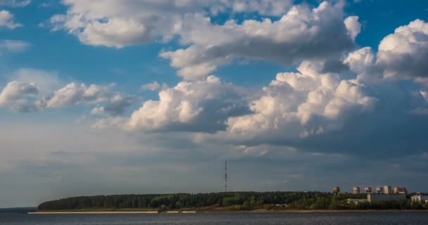 冬の風景雲の美しい昼間タイムラプス — ストック動画