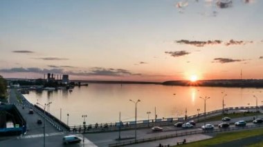 Güzel gündüz timelapse bulutların üzerinde kış manzarası, şehir Izhevsk, Udmurtya Cumhuriyeti, Rusya Federasyonu
