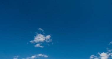 Uçan kümülüs bulutları, güzel bulutlar zaman atlamalı