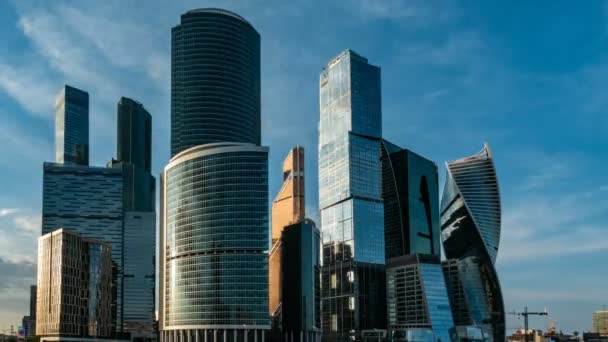 Moscow International Business Center så kallade Moskva-City skyskrapor, består av affärs-, bostads- och livsstilskluster. Tidsfrist — Stockvideo
