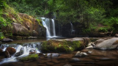 Blaen y Glyn Waterfallsnear Merthyr Tydfil Blaen y Glyn şelaleler yakından bir dizi vardır Güney Galler vadilerde falls bağlı