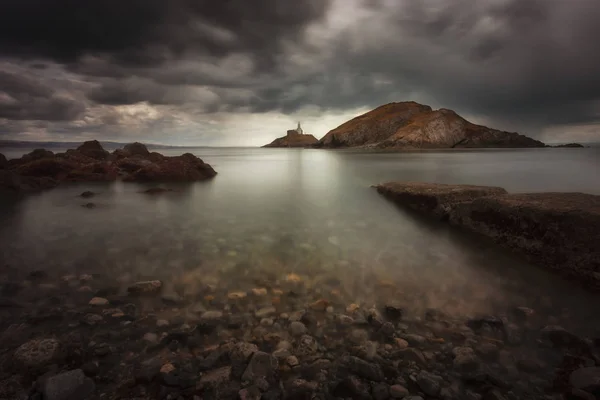Rough Weather Mumbles Lighthousedramatic Storm Clouds Swansea Bay Mumbles Lighthouse — Stock Photo, Image