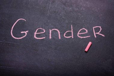 Word cinsiyet tebeşir tahtaya yazılır