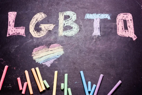 Palabra Lgbtq Está Escrito Con Crayones Del Color Del Arco — Foto de Stock