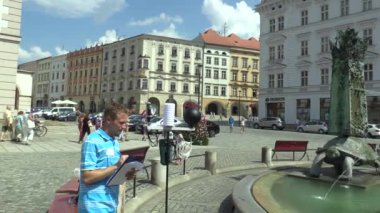 Olomouc, Çek Cumhuriyeti, 2 Ağustos 2018: bilimsel ölçüm bir mobil hava istasyonu bilim araştırmaları, sıcaklık, nem ve basınç ölçme meteorolojik parametrelerin