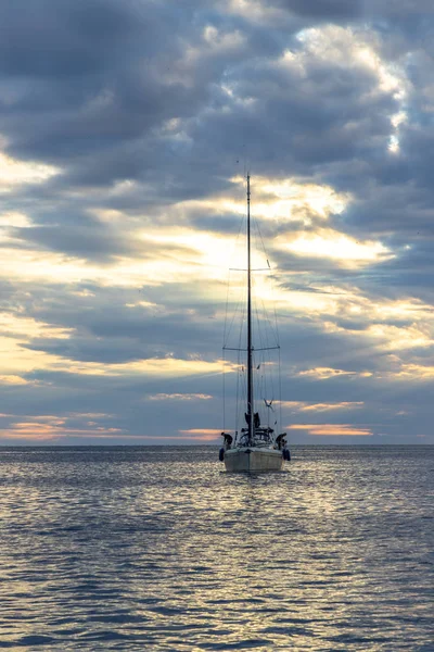 Sonnenuntergang Mit Einer Luxusjacht Kroatien — Stockfoto