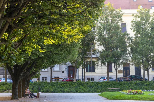 Güneşli Bir Günde Zagreb Kral Tomislav Park — Stok fotoğraf