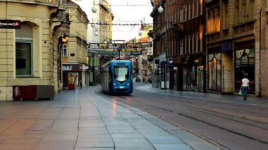      Zagreb Hırvatistan'ın sabah tramvay 