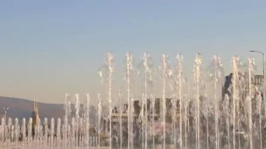 Zagreb 'in başkenti Hırvatistan 'da çeşmeler ve şehir manzarası