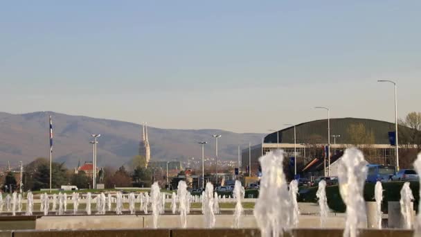 Fontäner Och Stadsbilden Zagreb Kroatiens Huvudstad Slow Motion — Stockvideo