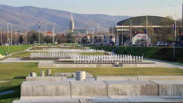 Fontäner Och Stadsbilden Zagreb Kroatiens Huvudstad Slow Motion — Stockvideo