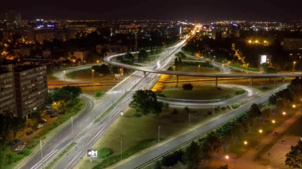萨格勒布夜间高速公路的延时 — 图库视频影像