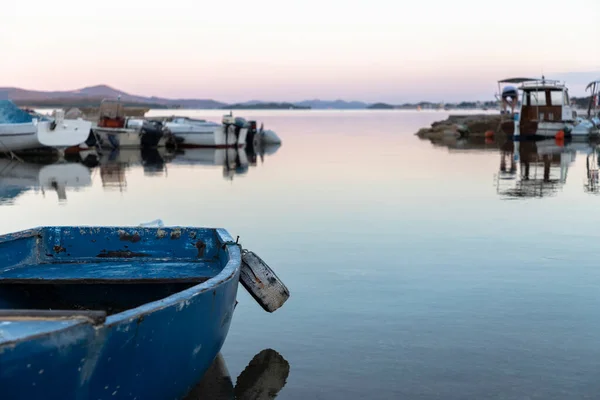 Oude Houten Boot Een Kleine Jachthaven Ochtend Kroatië — Stockfoto